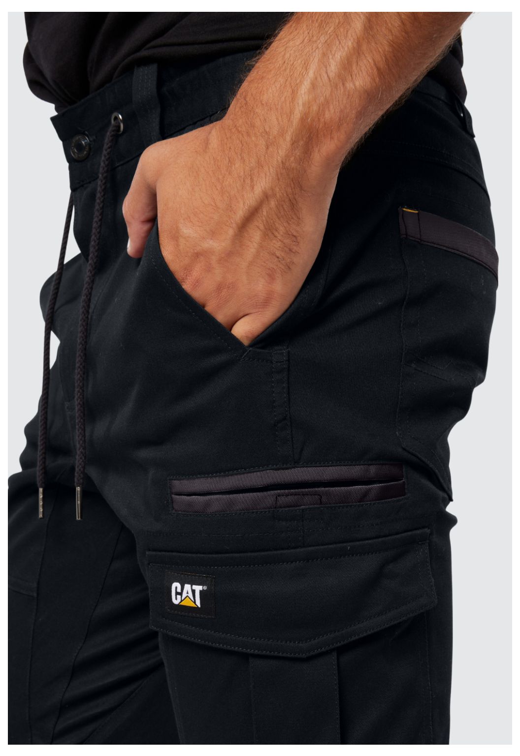 Cuffed Dynamic Pant