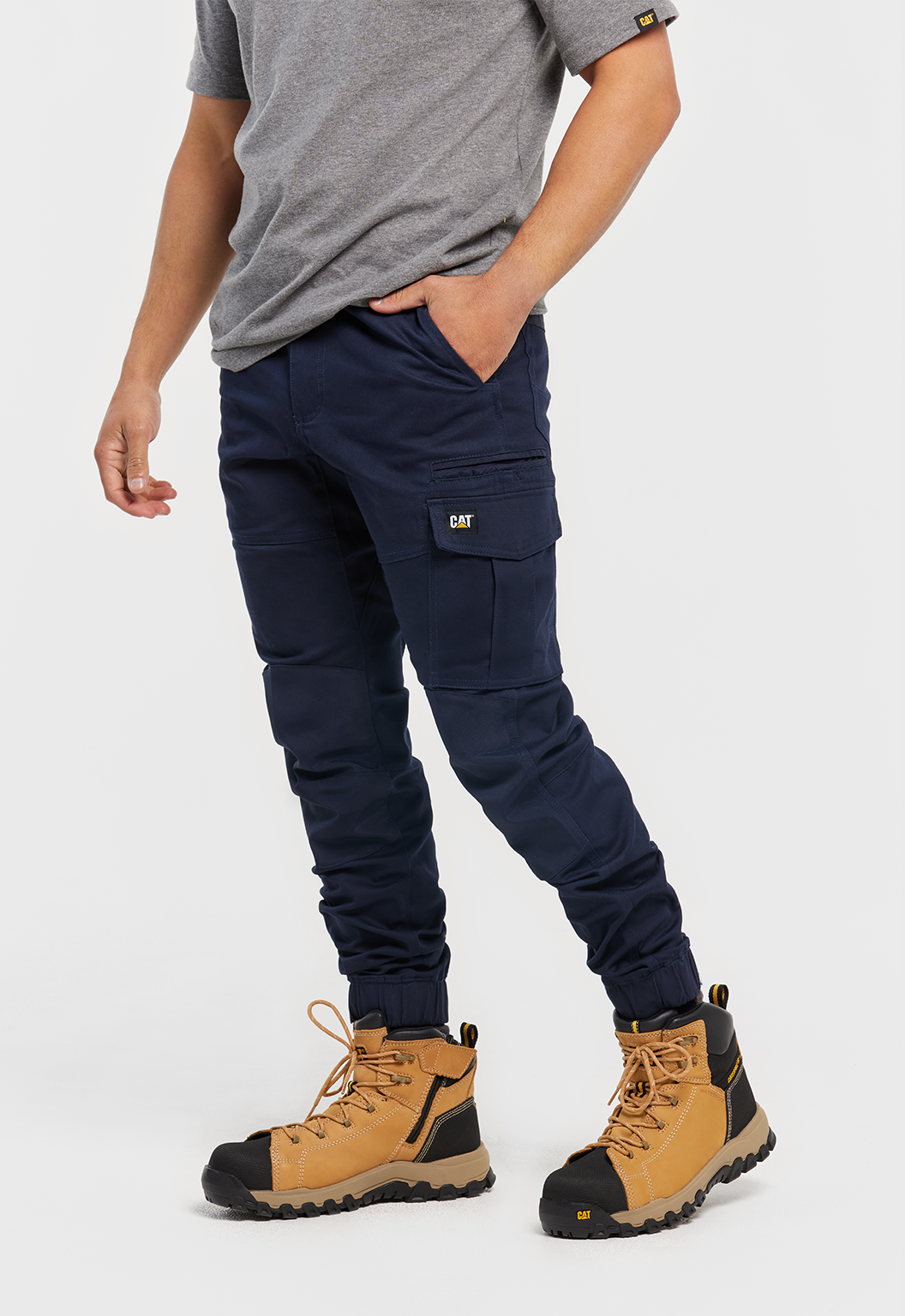 Cuffed Dynamic Pant