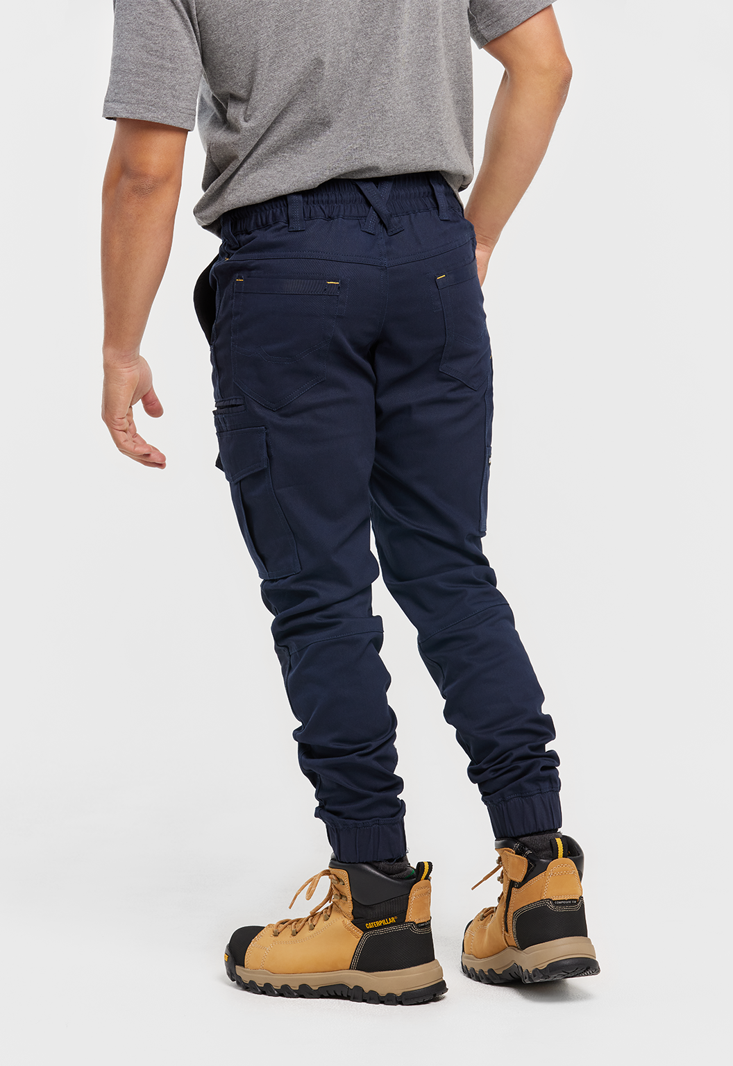 Cuffed Dynamic Pant