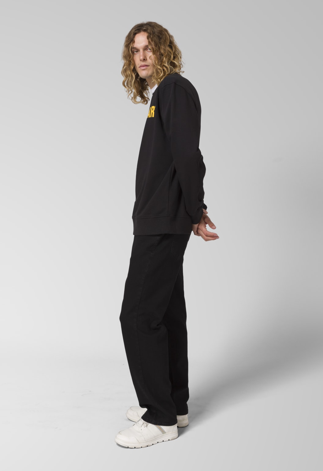 CAT Logo Crewneck Sweatshirt - Pitch Black/Yellow