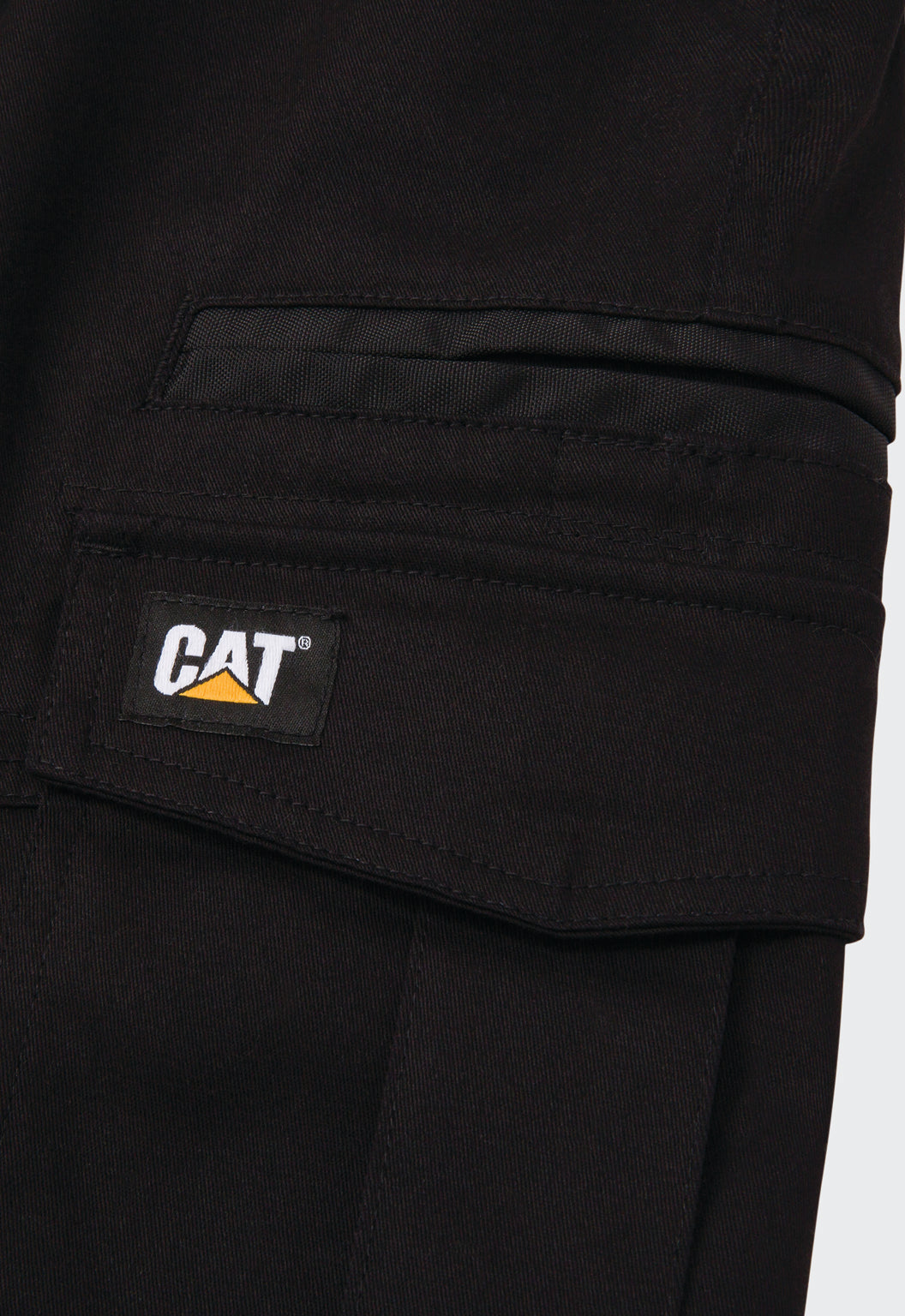 Foundation Cargo short - Pitch Black