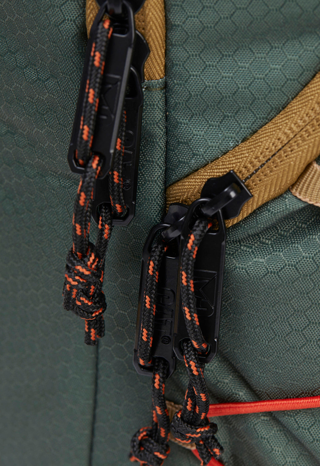 Le Meije Trekking Backpack - Eucalyptus